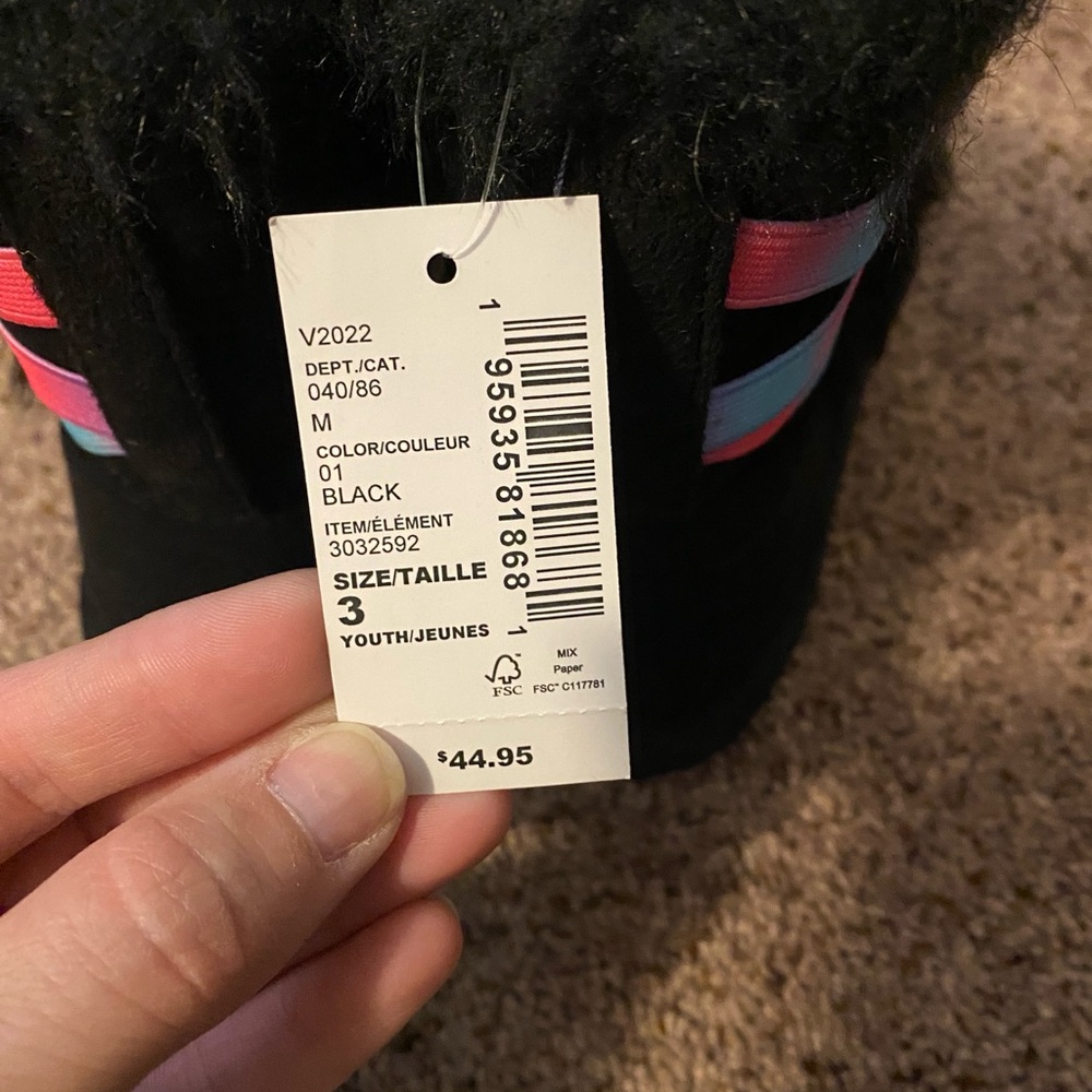 Brand New Girls Boots - Picture 5 of 6